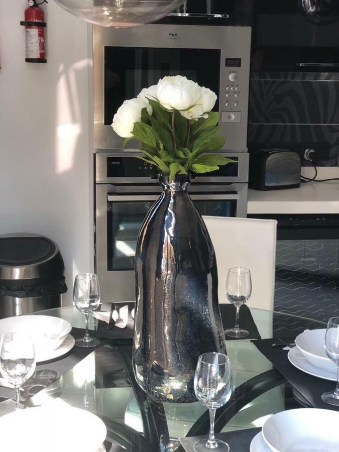 Window On The Sea Apartment St. Paul's Bay Bagian luar foto